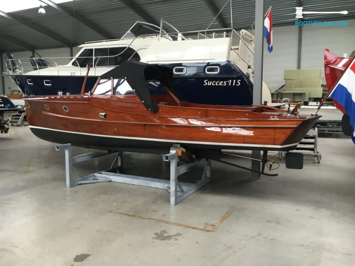 Wood Sloop Pettersson 25