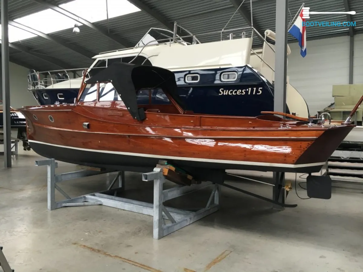 Wood Sloop Pettersson 25