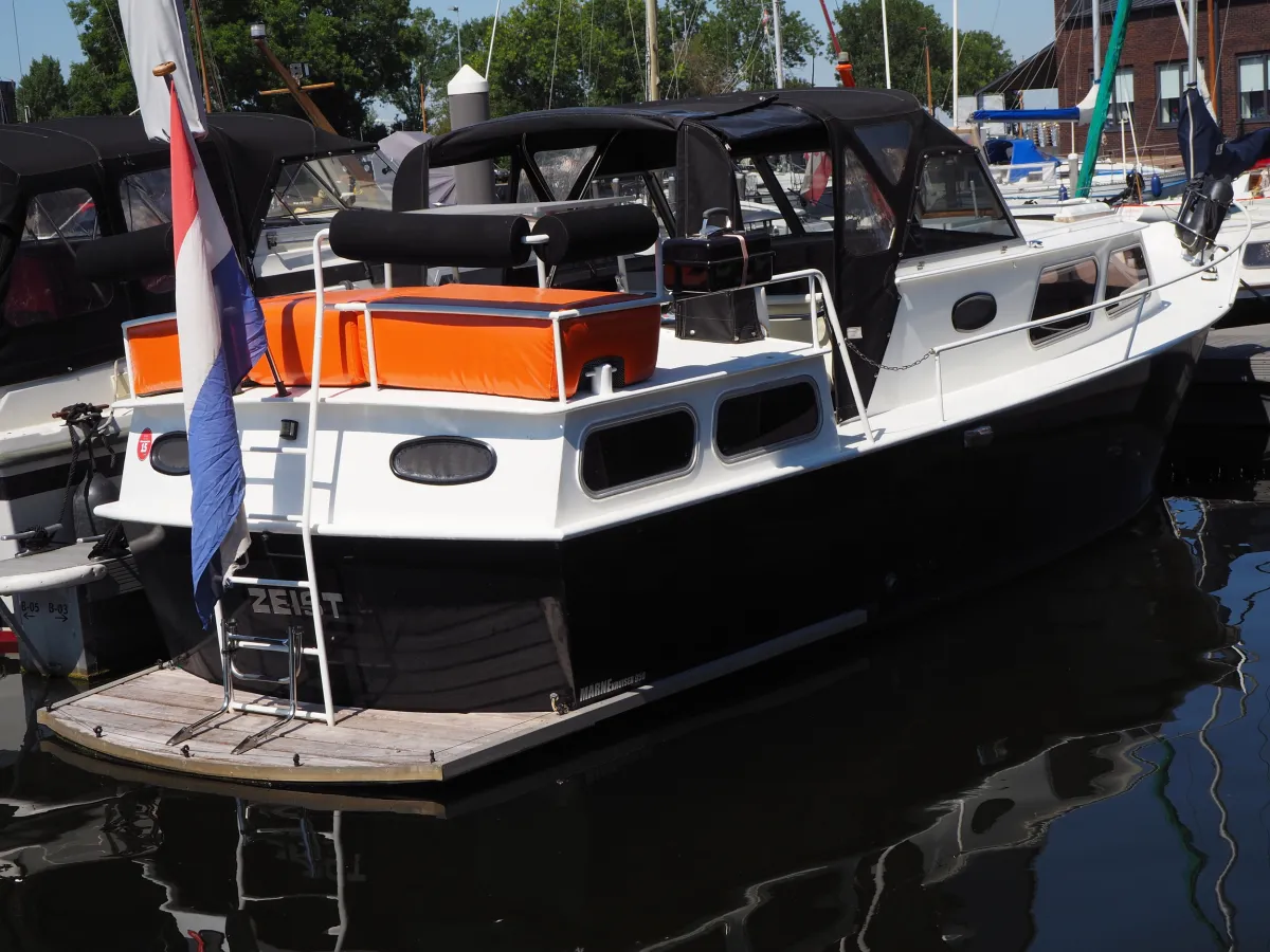 Steel Motorboat Marne 9.5 AK Cabrio