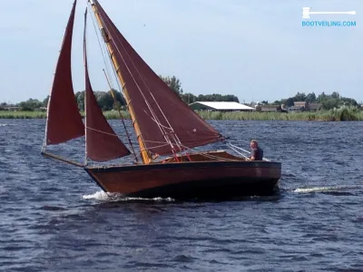 Wood Sailboat Cabin sailboat 21 Photo 16