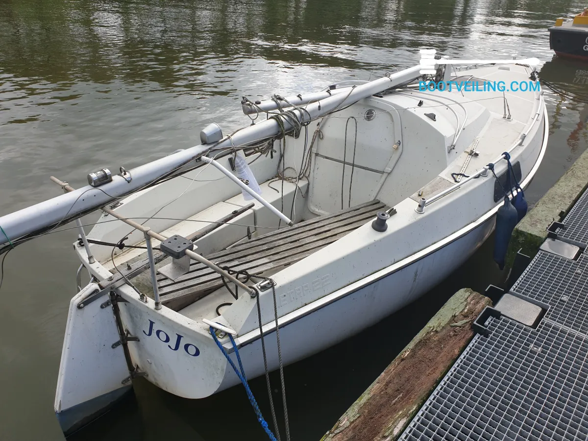 Polyester Sailboat Etap 22