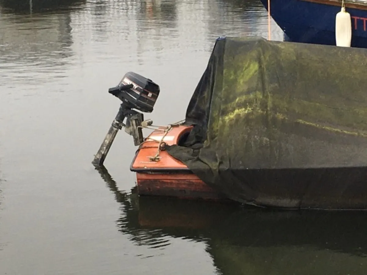 Steel Budgetboat Grachtenboot Zeilboot