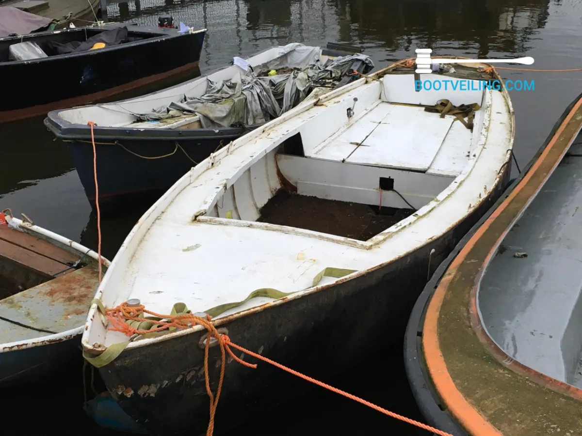 Steel Budgetboat Grachtenboot Zeilboot