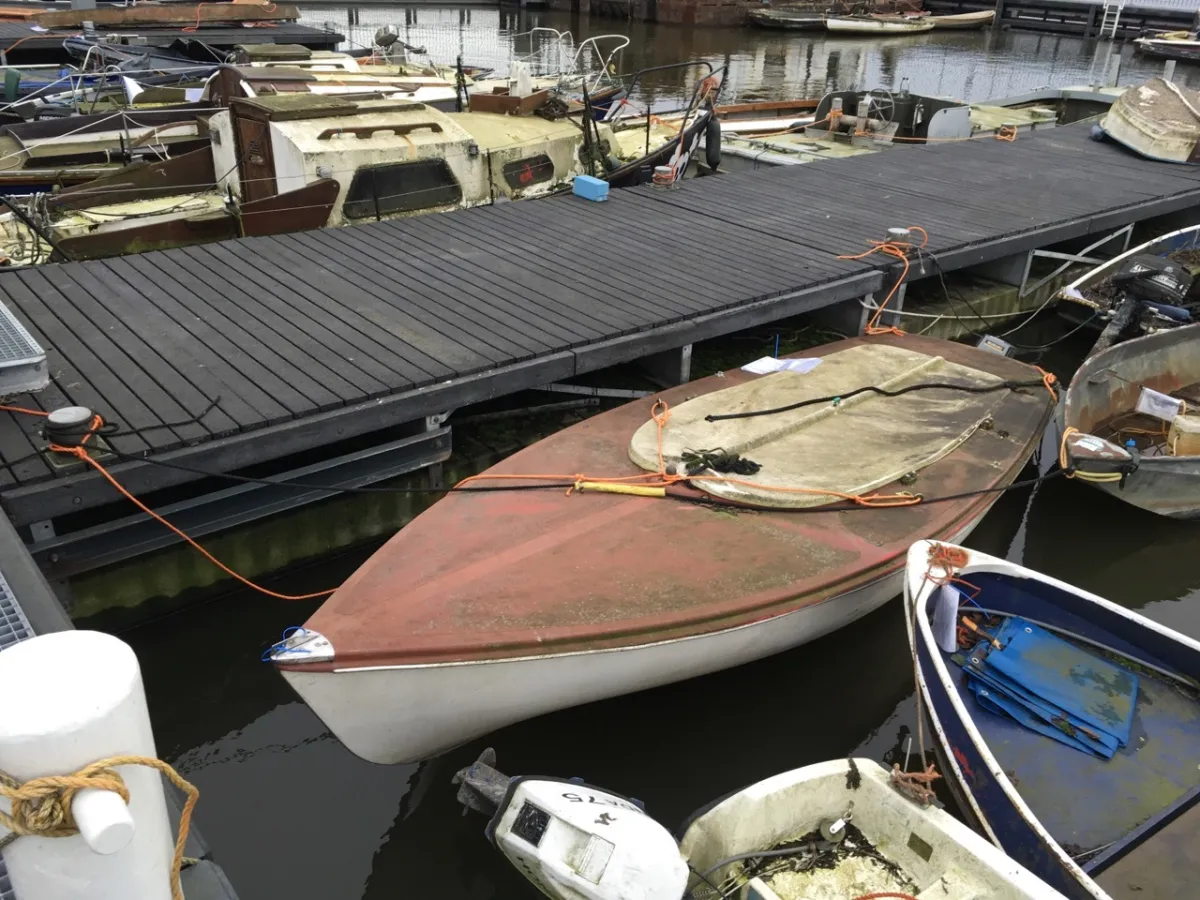 Polyester Budgetboat Grachtenboot Zeilboot