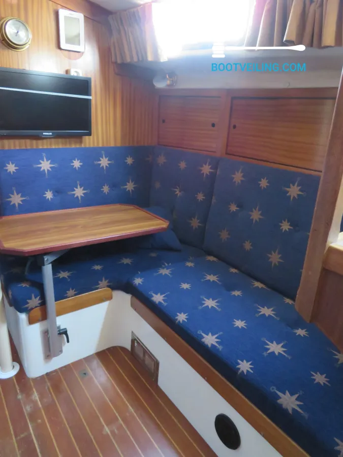 Polyester Sailboat Westerly Conway 36