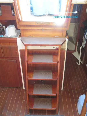 Polyester Sailboat Westerly Conway 36 Photo 7