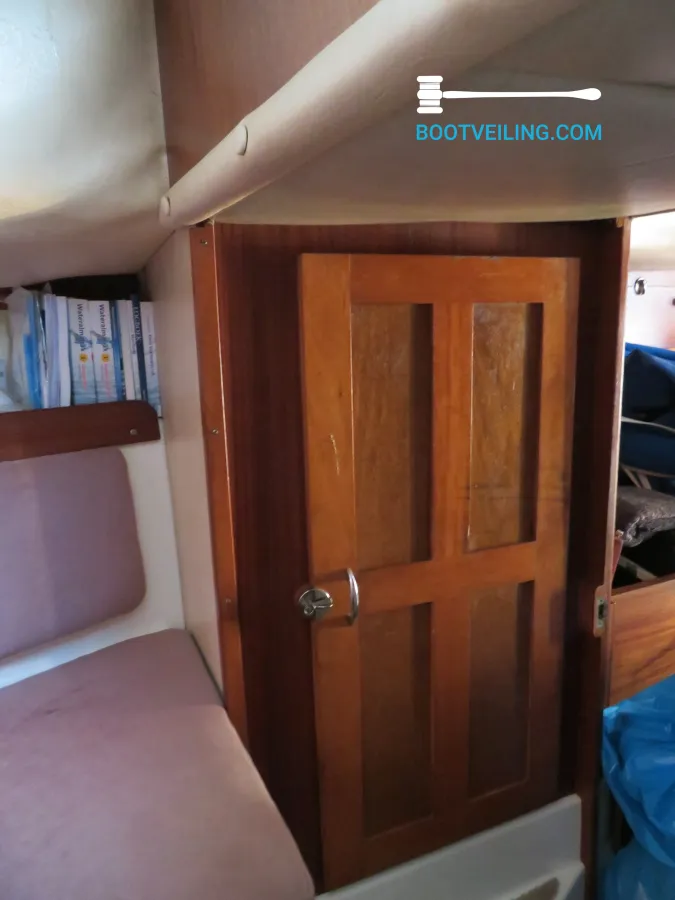 Polyester Sailboat Westerly Conway 36