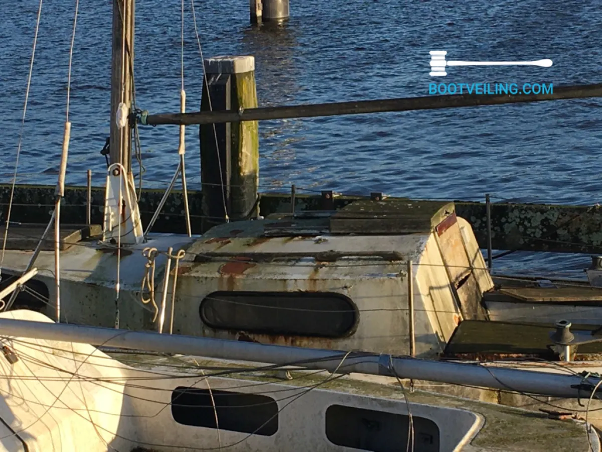 Steel Budgetboat Grachtenboot Zeilboot