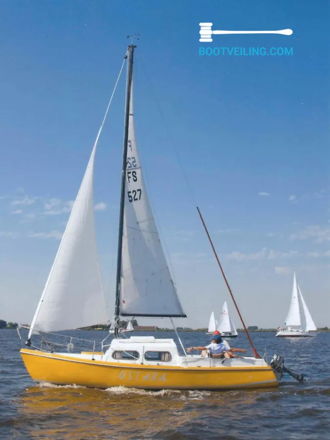 Polyester Sailboat Friendship 23