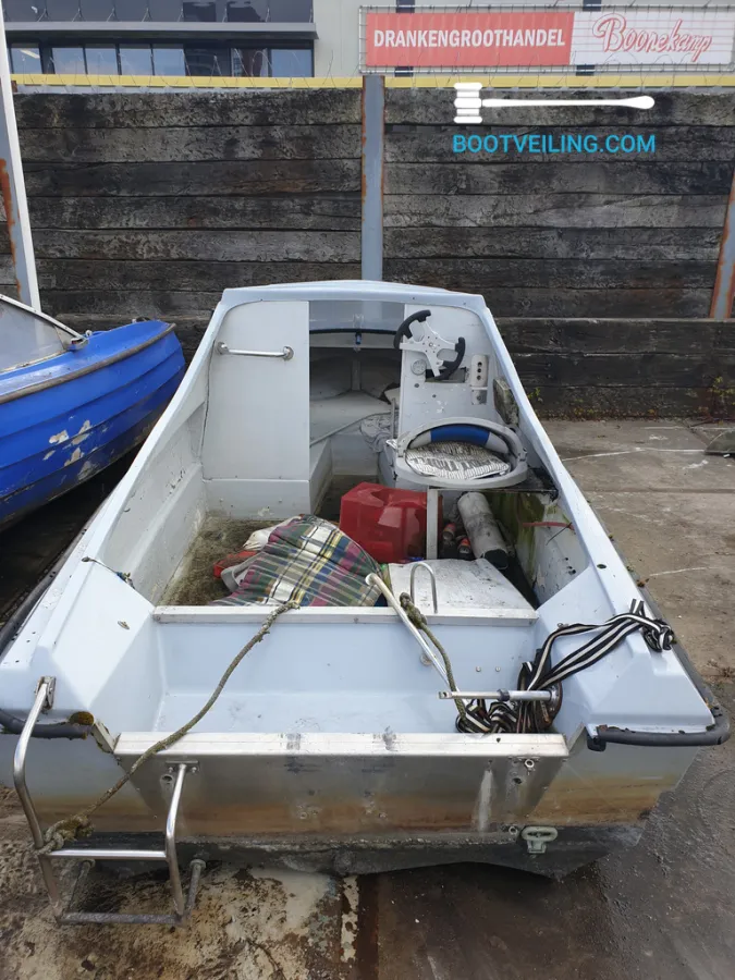 Polyester Budgetboat Grachtenboot Kajuitboot