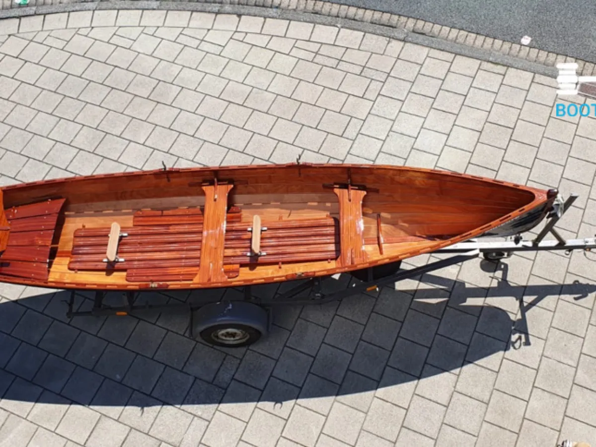 Wood Sloop Rowing boat Acorn 15