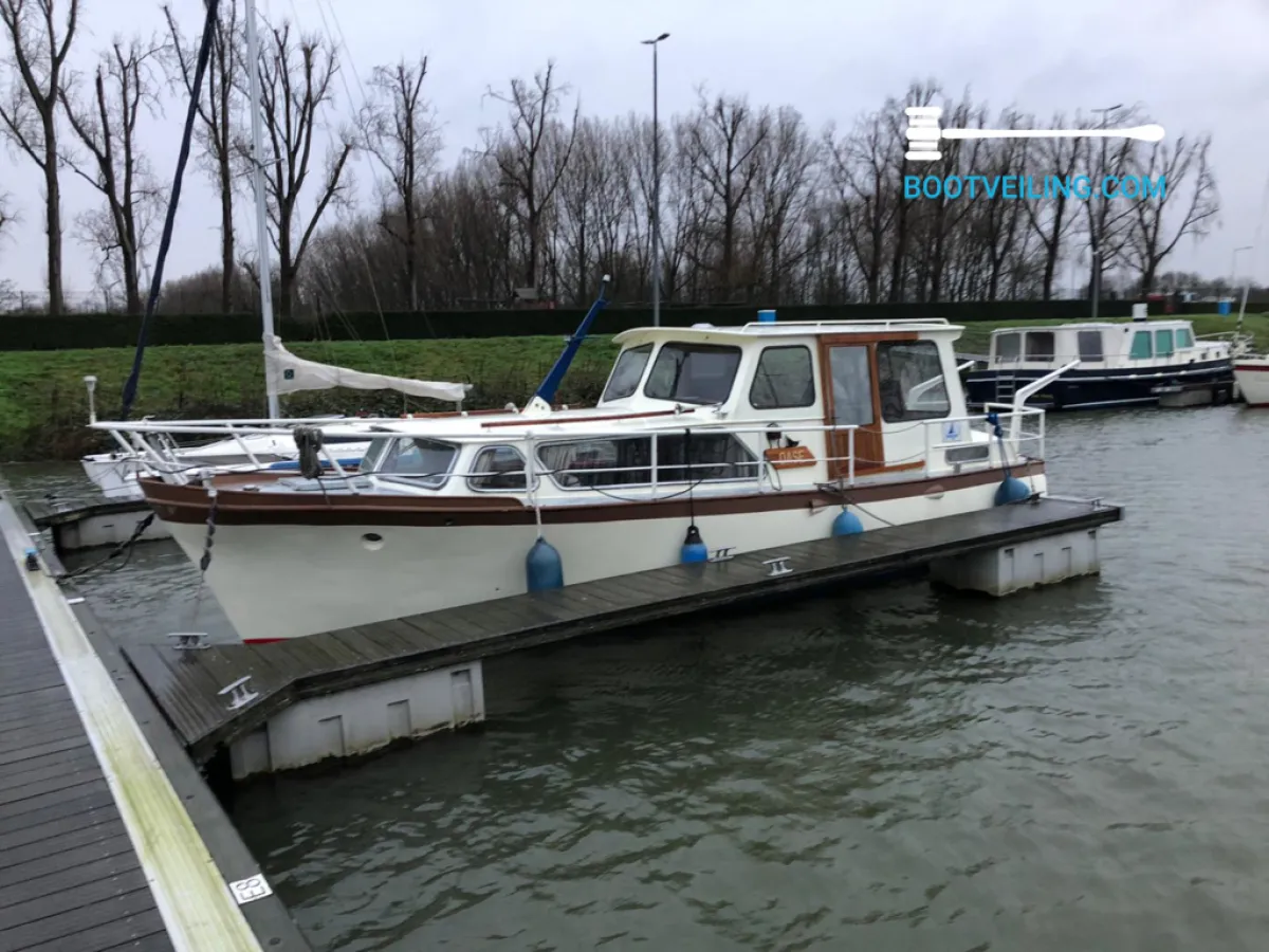 Staal Zeilboot Waaiersteven 32