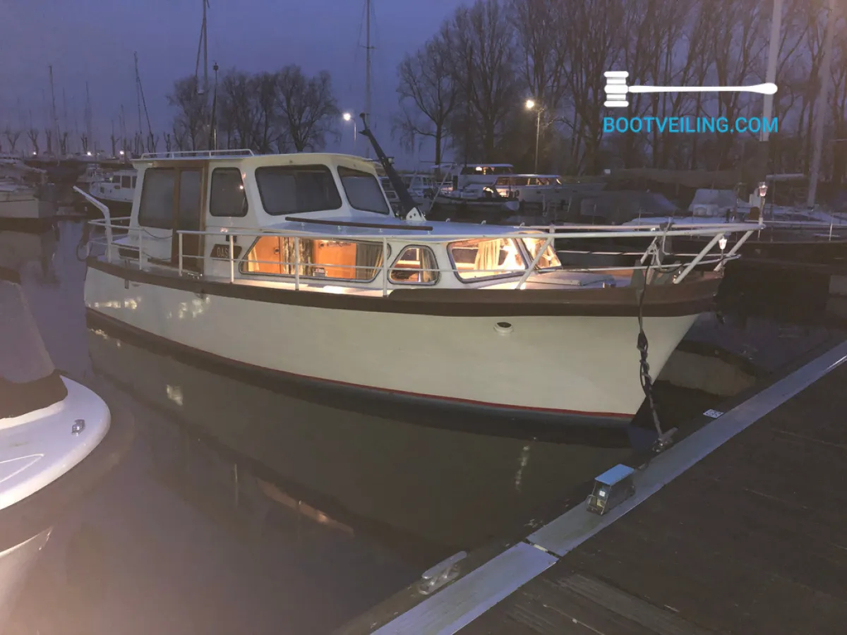 Staal Zeilboot Waaiersteven 32