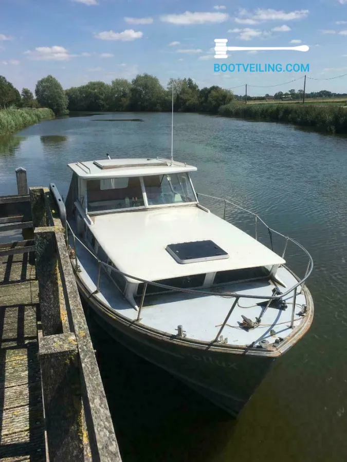 Polyester Motorboat Polyboat 900