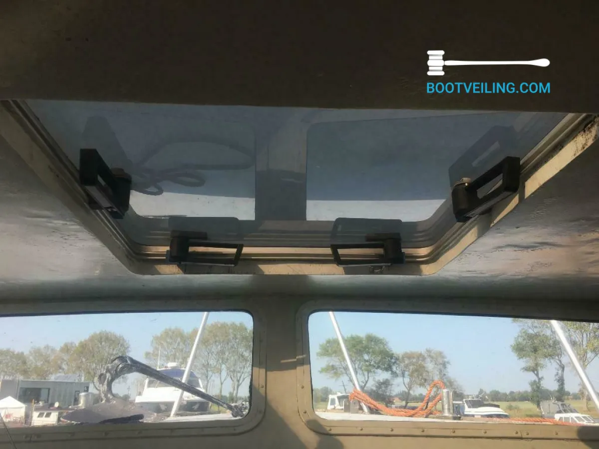 Polyester Motorboat Polyboat 900