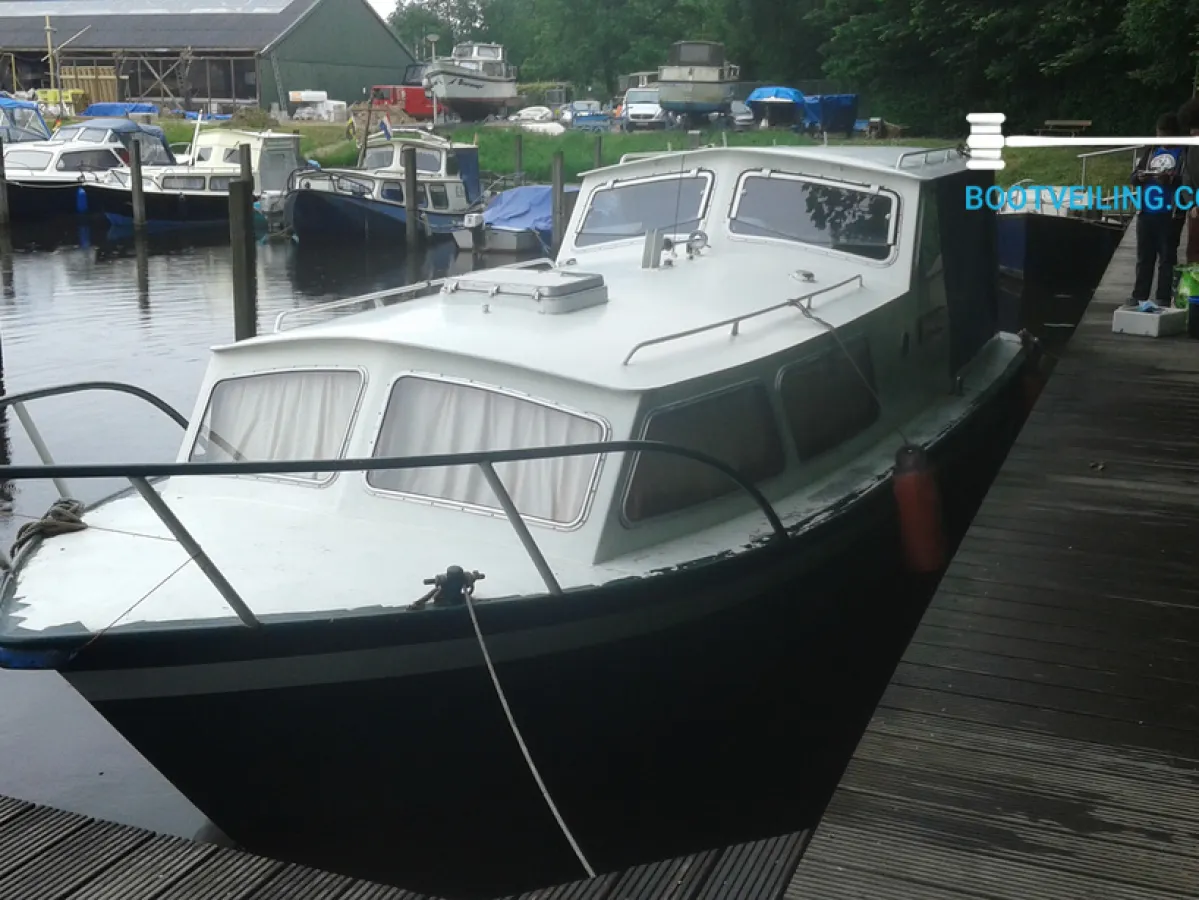 Steel Motorboat Westend Kruiser 850