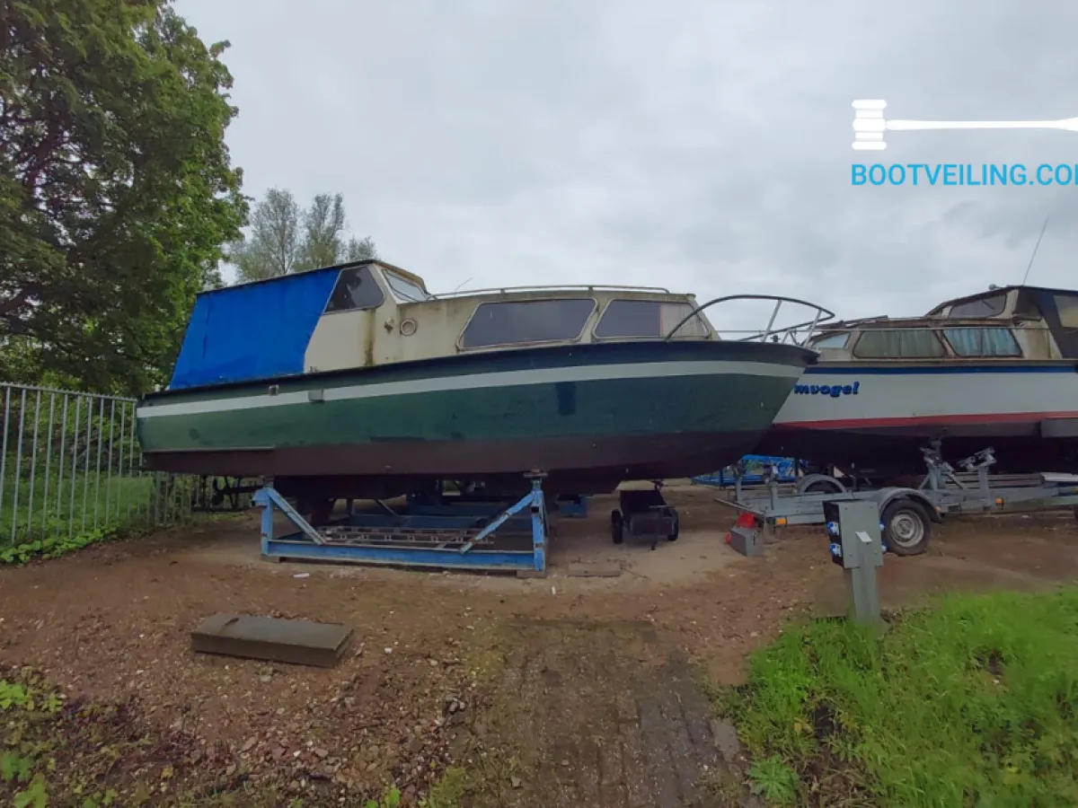 Steel Motorboat Westend Kruiser 850