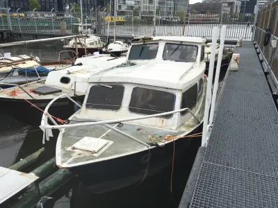 Grachtenboot Motorboot