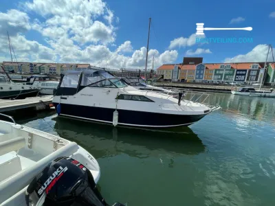 Polyester Speedboat Bayliner Victoria Sunrise Photo 2