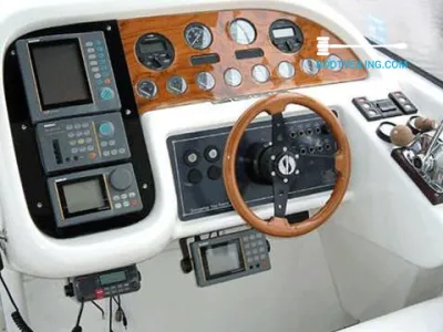 Polyester Motorboat Sunseeker San Remo 36 Photo 8