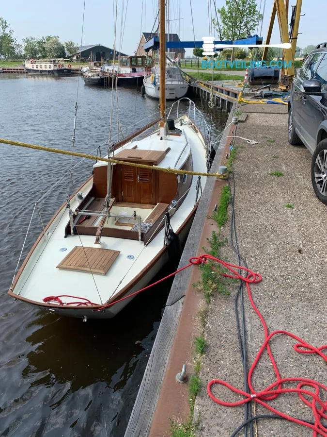 Steel Sailboat Sparkman & Stephens 27