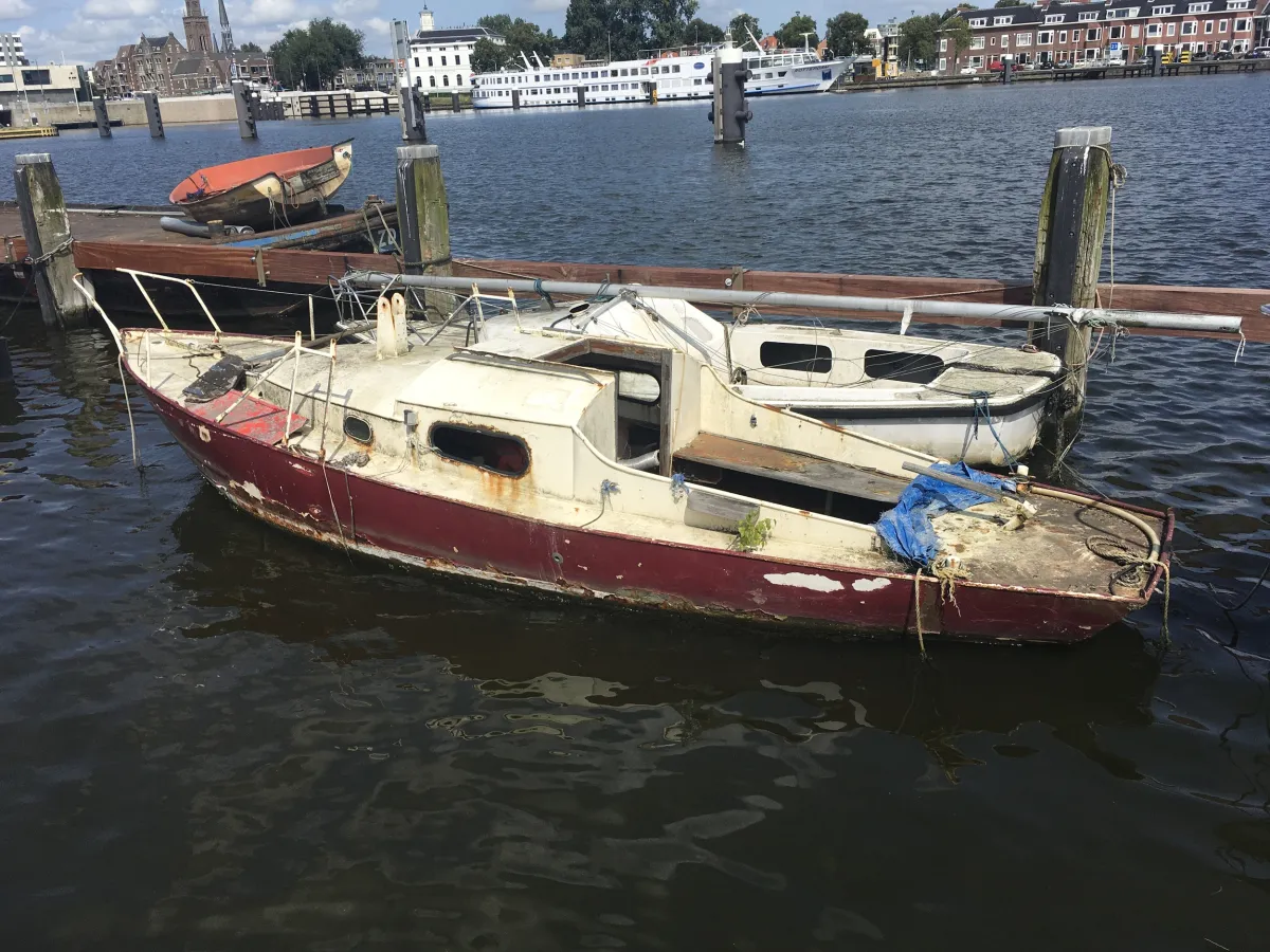 Steel Budgetboat Grachtenboot Zeilboot