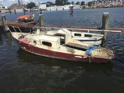 Grachtenboot Zeilboot