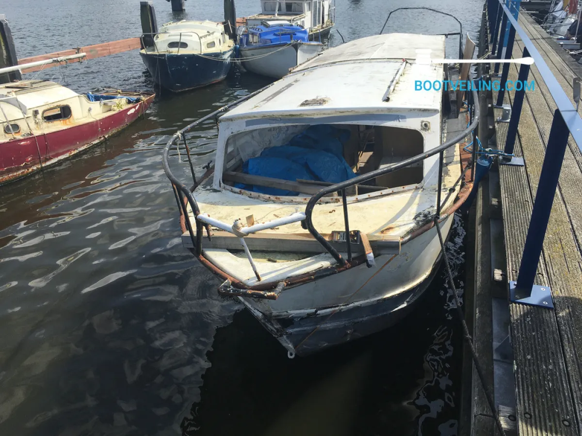 Steel Budgetboat Budget boat Kajuitboot