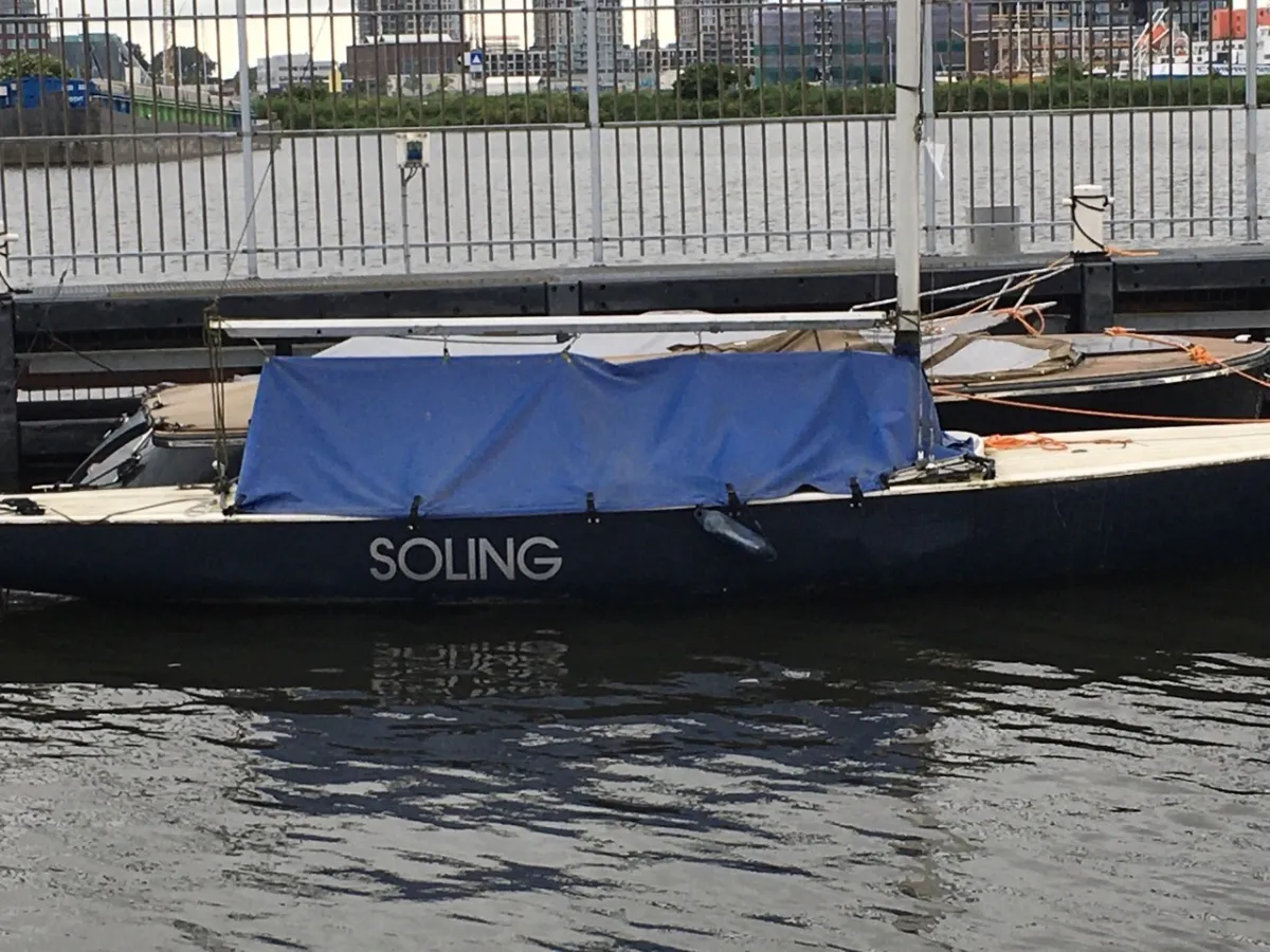 Polyester Sailboat Soling Open Zeilboot