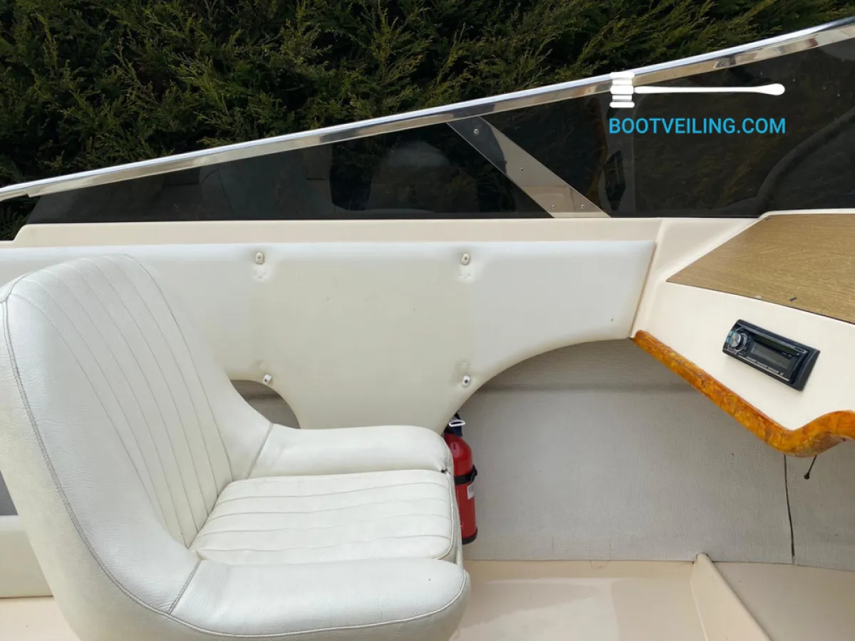 Polyester Speedboat Eugenio Molinari Soncor 21