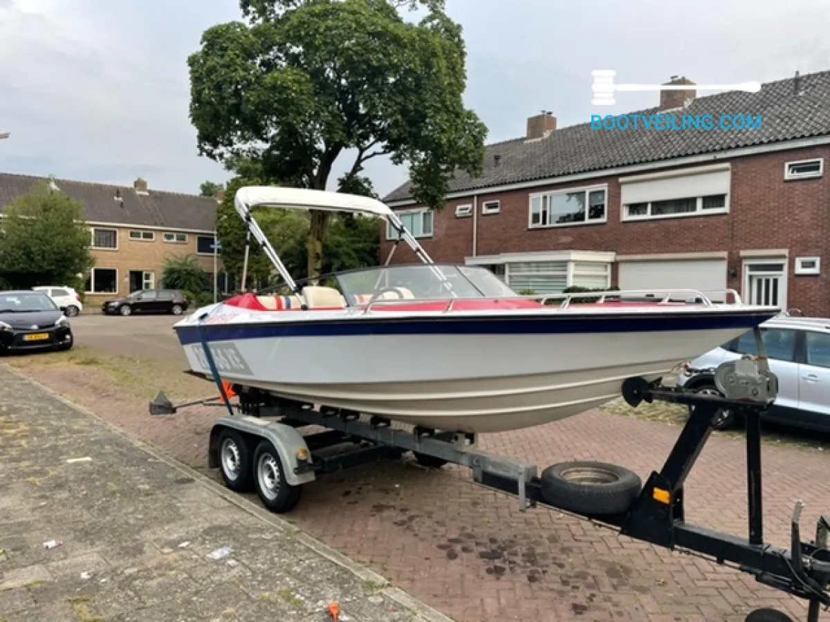 Polyester Speedboat G-craft 5400