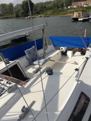 Polyester Sailboat Fox 22 Photo 8