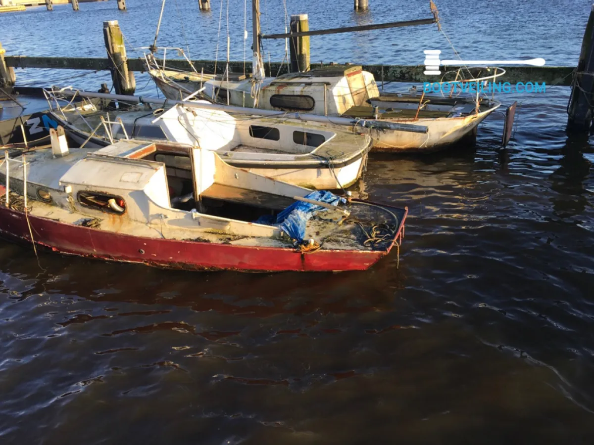 Steel Budgetboat Grachtenboot Zeilboot