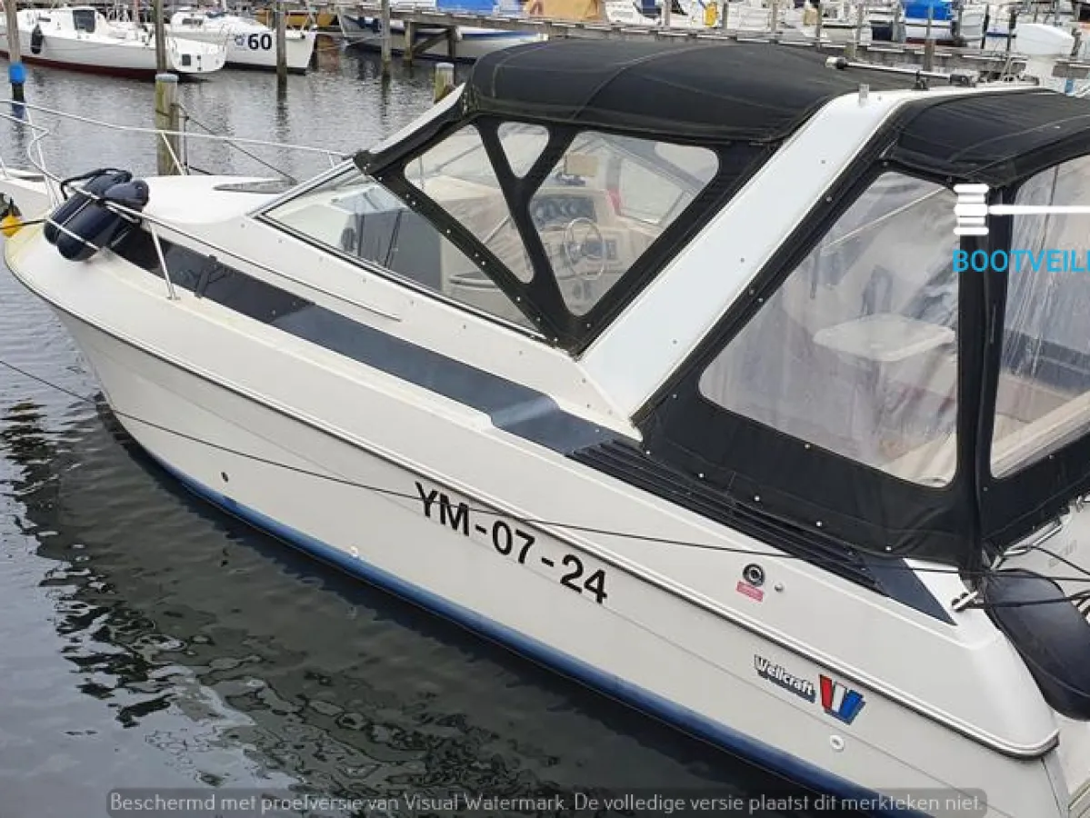 Polyester Motorboat Wellcraft Eclipse 253