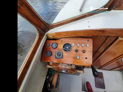 Polyester Motorboat Cabin boat 550 Photo 11