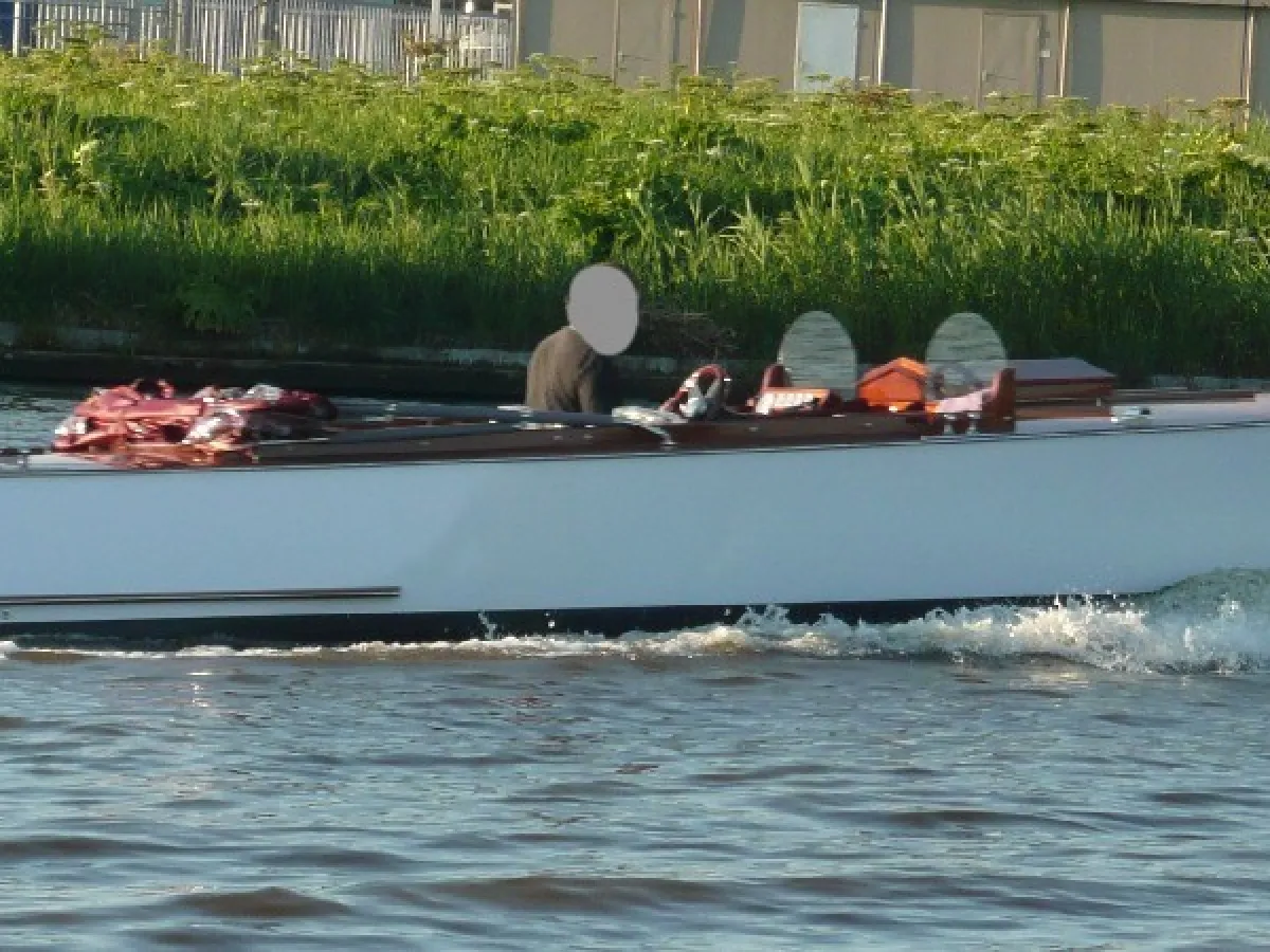 Composite Sloop ConiCraft Weekender 840