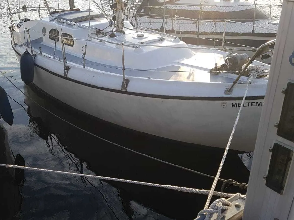 Polyester Sailboat Fisksätra Storfrida 760