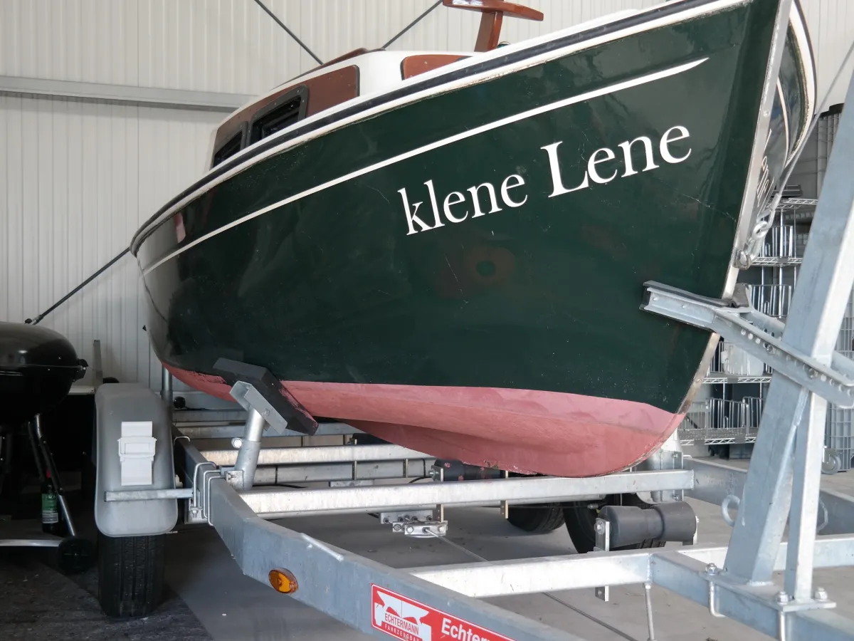 Polyester Sloop Beneteau 493