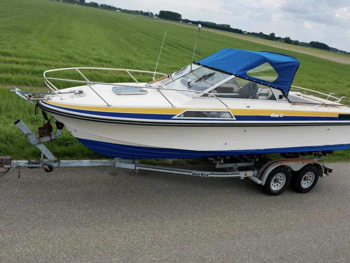 Polyester Speedboat Windy 23FC