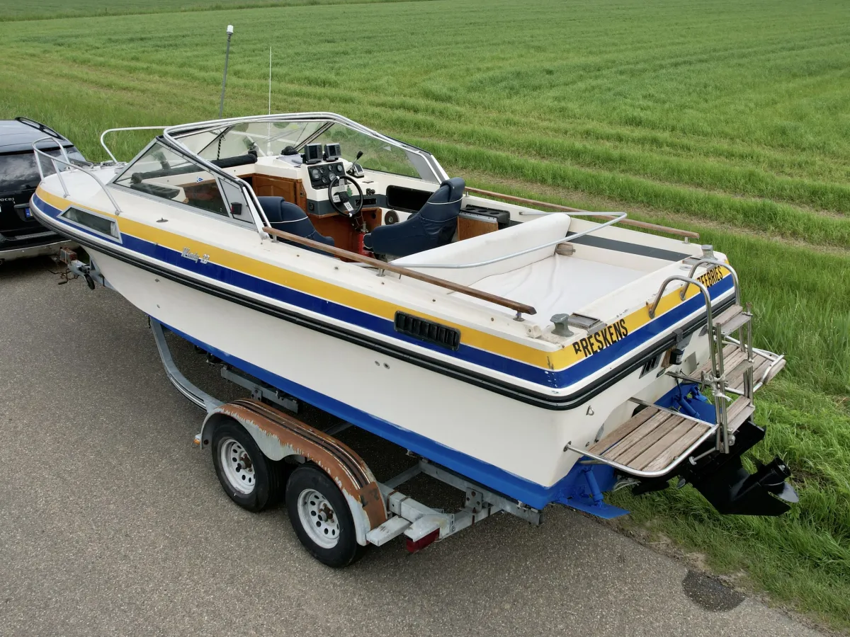 Polyester Speedboat Windy 23FC