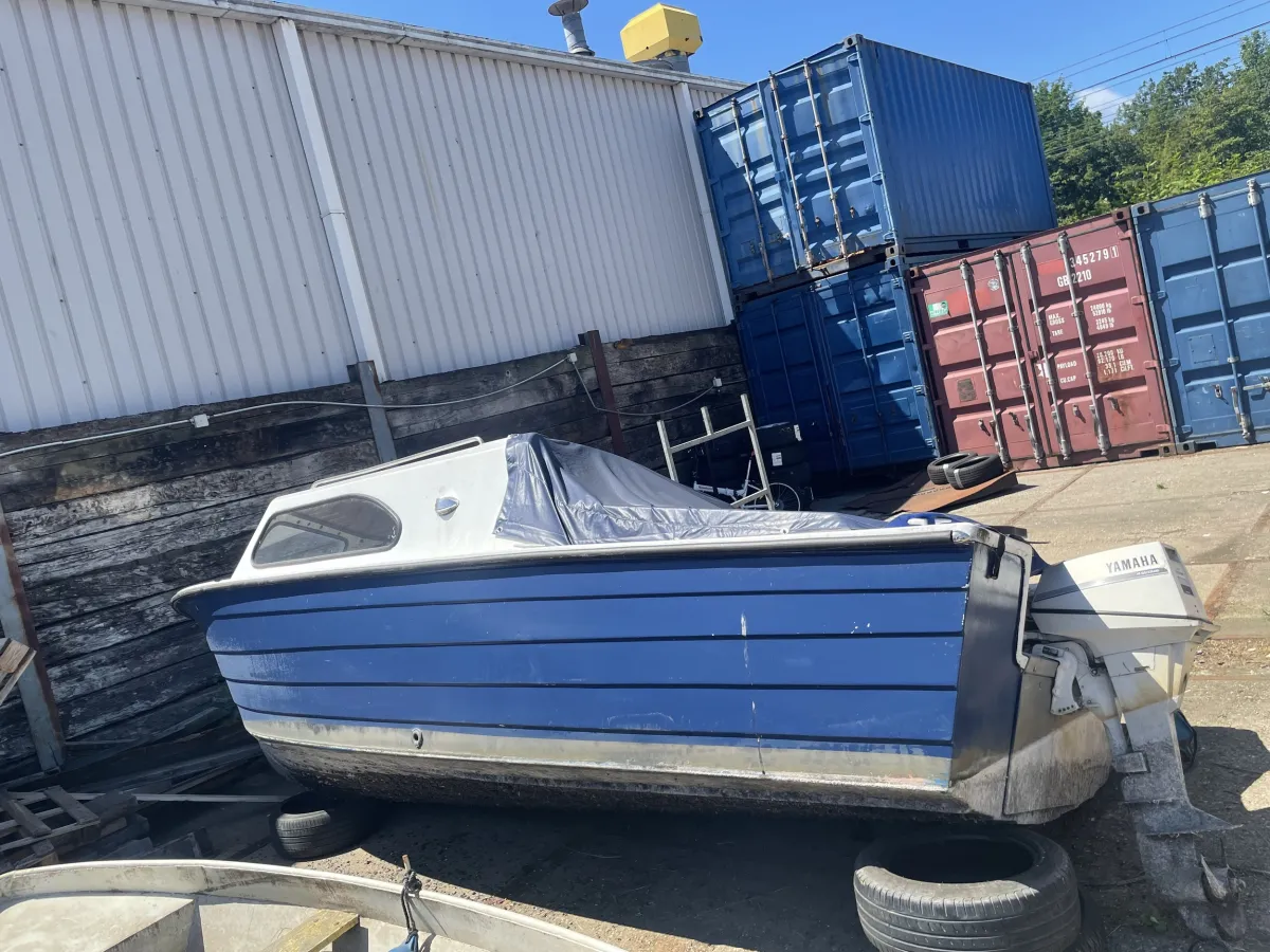 Polyester Budgetboat Cabin boat 500