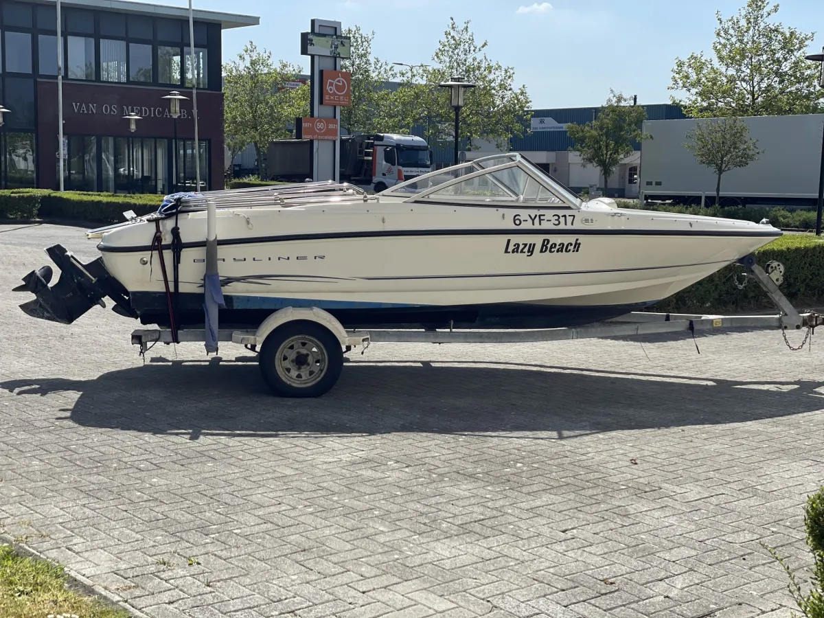 Polyester Speedboat Bayliner 175 Bowrider