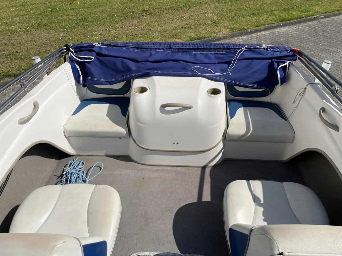 Polyester Speedboat Bayliner 175 Bowrider