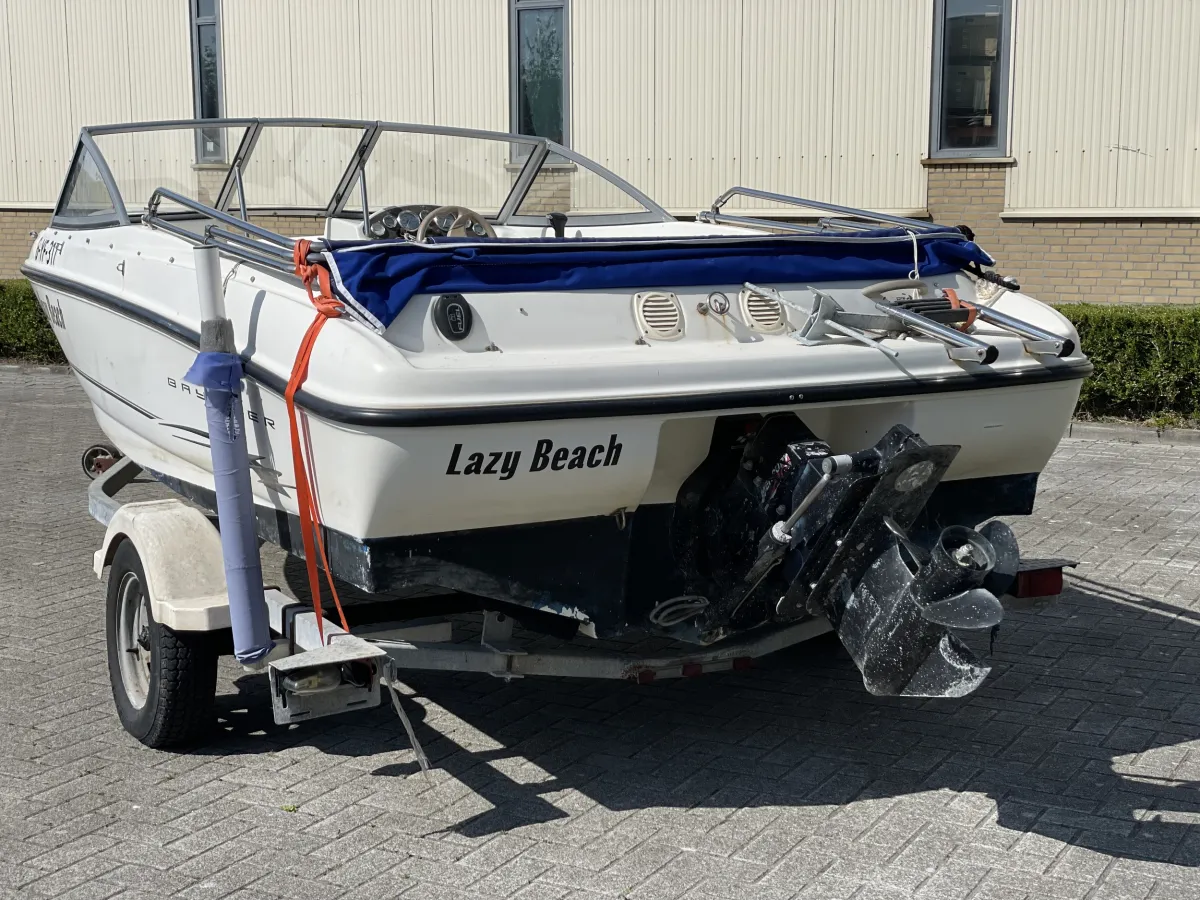 Polyester Speedboat Bayliner 175 Bowrider