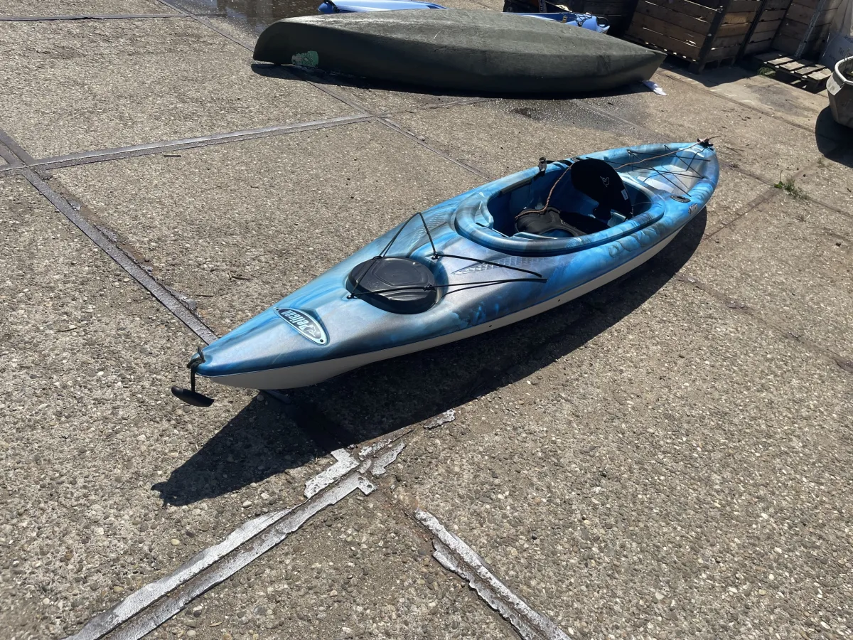 Polyester Budgetboat Pelican Mustang 120X