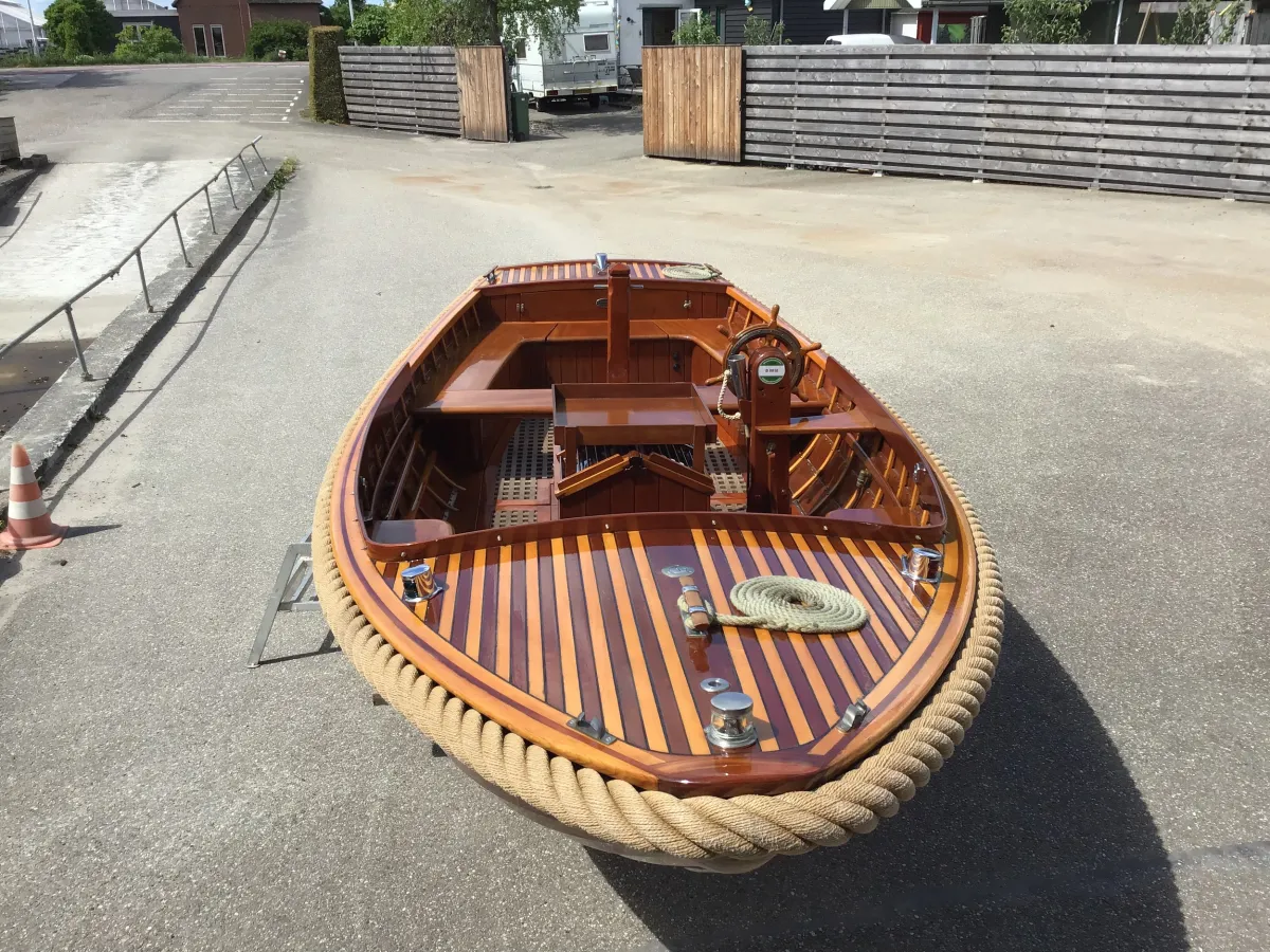 Bois Barque Sloop Vlet 520