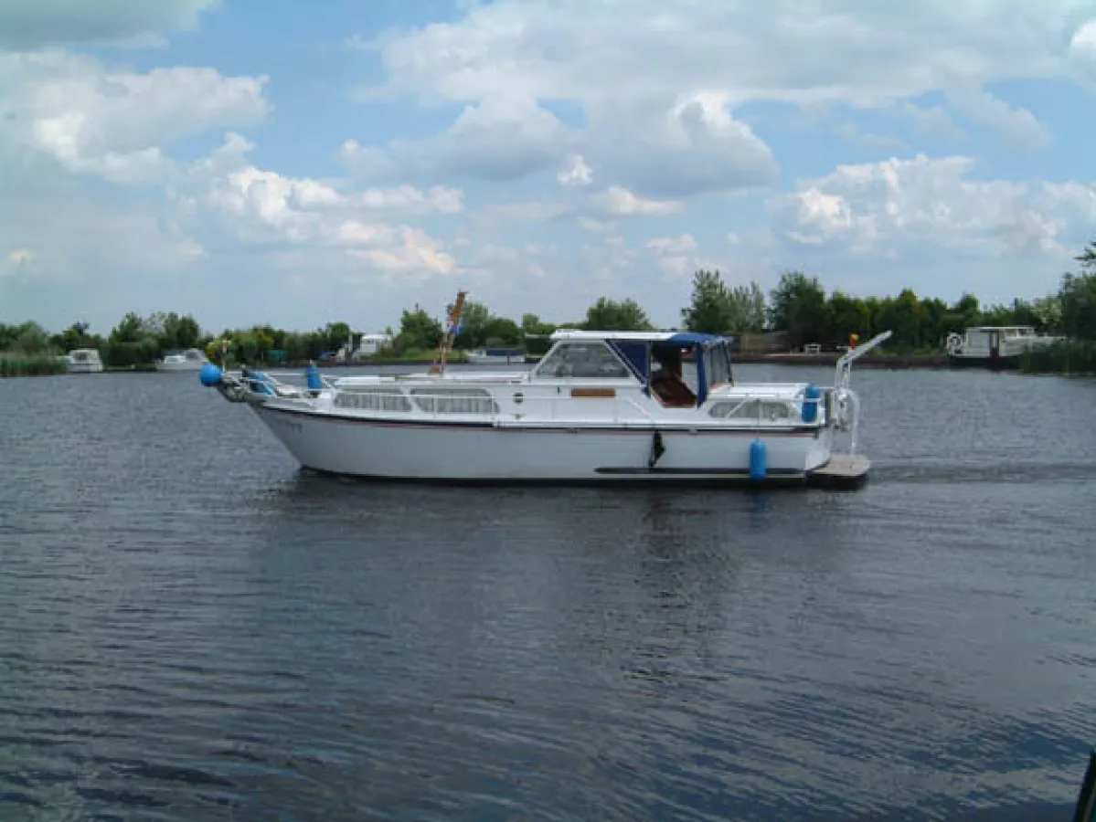 Steel Motorboat Valkkruiser 1000