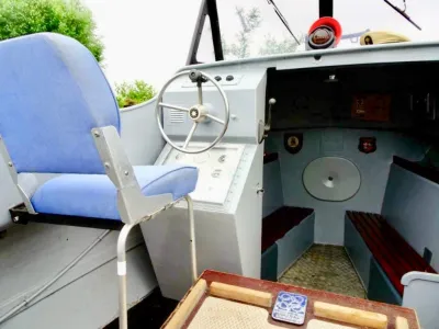 Polyester Motorboat Marine Tender 700 Photo 9