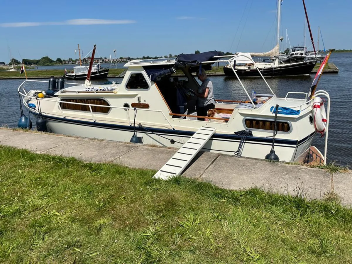 Steel Motorboat Curtevenne 830 OK/AK