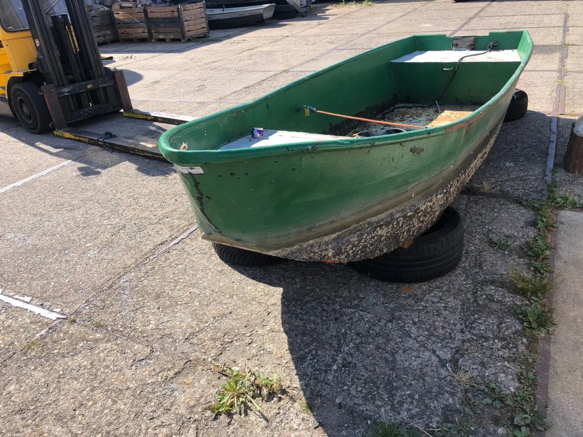 Steel Budgetboat Rowing boat 400